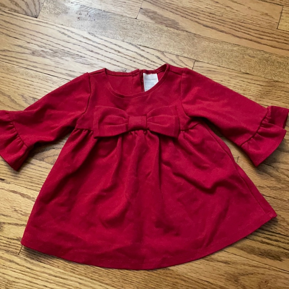 First Impressions | Big Red Bow Top